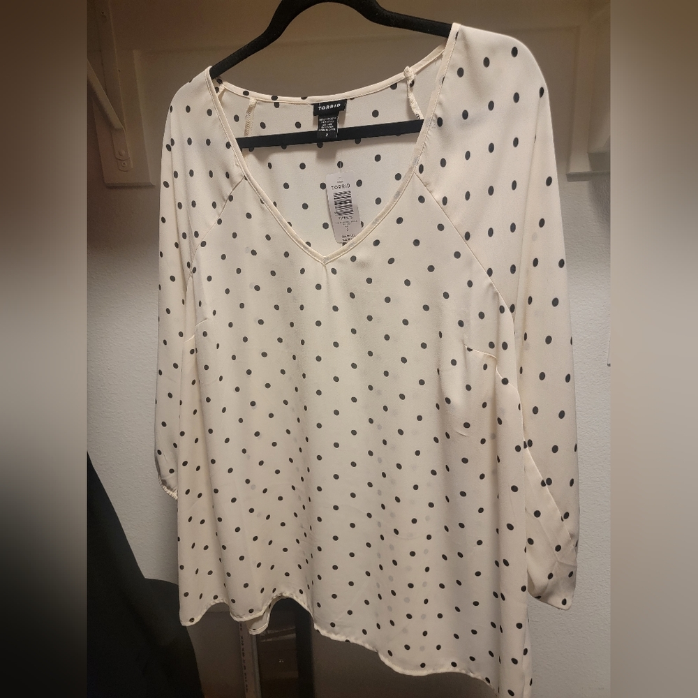 Torrid Polka dot blouse